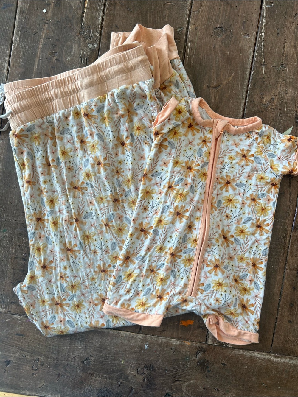 Mommy & Me tangerine Fling set